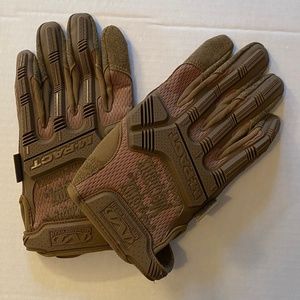 M-Pact Mechanix Motorcycle Gloves